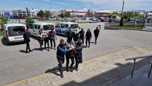 Karaman'da polisin kısa sürede yakaladığı 3 gaspçı tutuklandı 