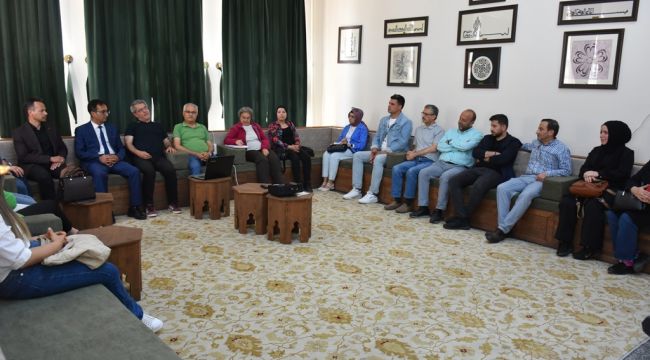Çocuk edebiyatının duayeni Abdullah Harmancı eğitimcilerle buluştu