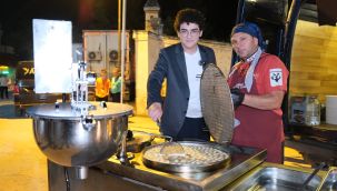 20 yaşındaki genç Instagram açıldı diye lokma döktürüp dağıttı 