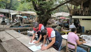 Ermenek'te bulunan Zeyve pazarındaki işletmelerde gıda denetimi yapıldı