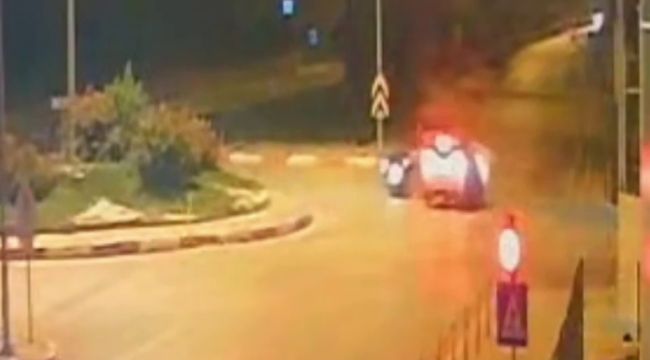 Karaman'da 1 kişinin hayatını kaybettiği, 5 kişinin de yaralandığı kaza kamerada 