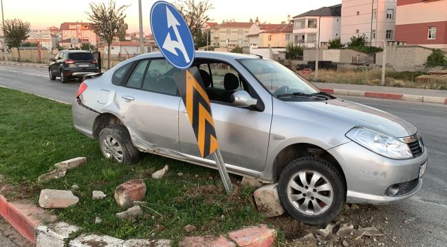 Karaman'da cip ile otomobil çarpıştı: 2 yaralı 