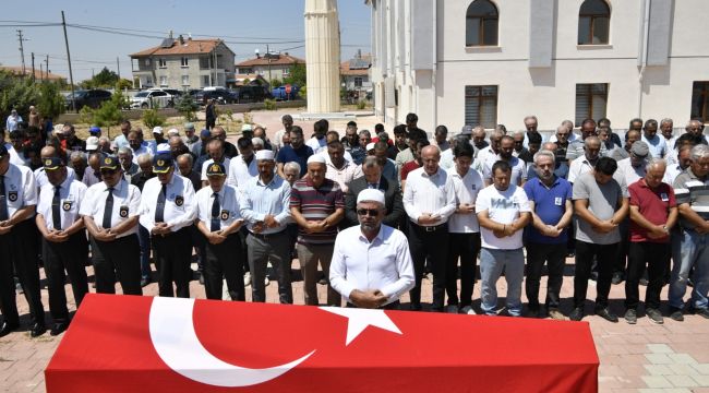 Kıbrıs gazisi askeri törenle son yolculuğuna uğurlandı 