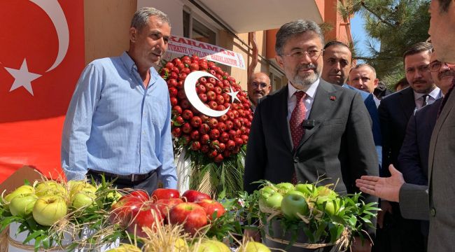 Bakan Yumaklı: "Tarımsal üretimle alakalı en önemli husus üretim planlamasıydı, 2024 içerisinde hayata geçirdik" 