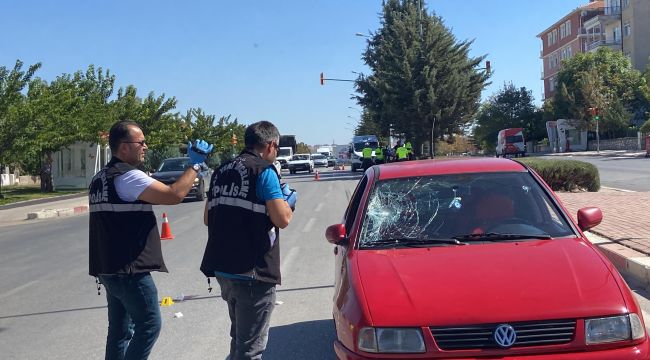 Karaman'da otomobilin çarptığı yaşlı kadın ağır yaralandı 