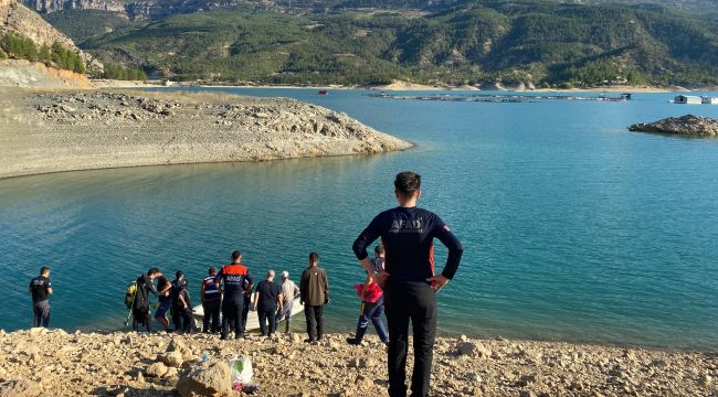 Karaman'da baraj gölüne giren 17 yaşındaki genç boğuldu 
