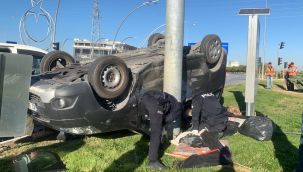 Karaman'da hafif ticari araçlar çarpıştı: 3 yaralı 