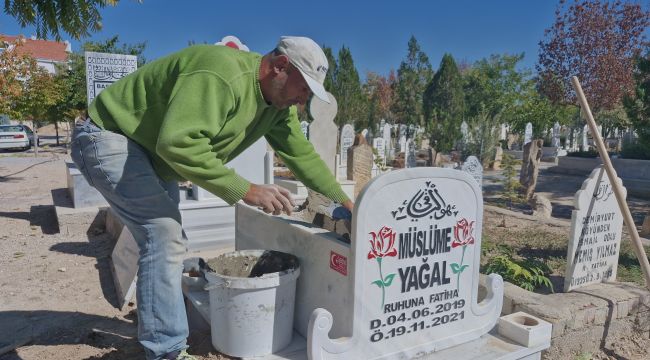 Müslüme'nin rüzgardan kırılan mezar taşları yenilendi