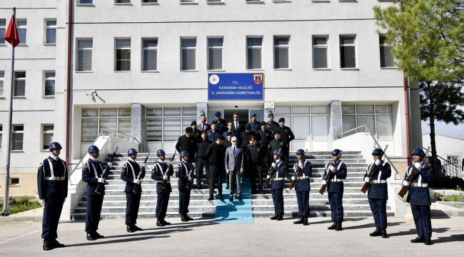Vali Mehmet Fatih Çiçekli'den İl Jandarma Komutanlığına ziyaret