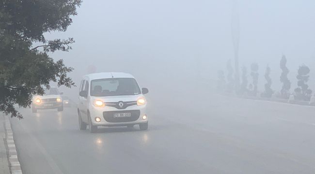 Karaman'da yoğun sis etkili oldu 