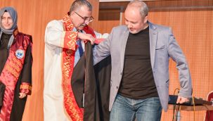 KMÜ'de akademik performans ve cübbe giyme töreni 