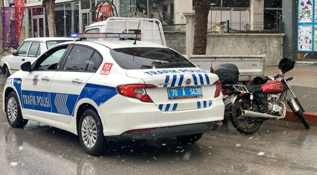 Karaman'da motosikletin çarptığı yaya yaralandı