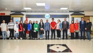 ÜNİDES, KMÜ öğrenci topluluklarının 12 projesini destekleyecek