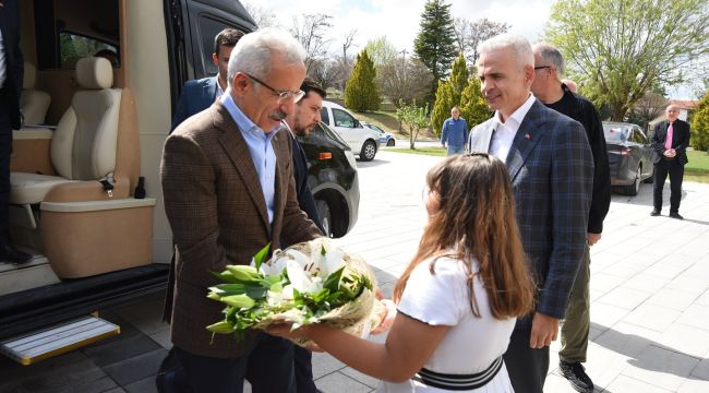 Bakanı Uraloğlu, "Sertavul Tüneli'nde yüzde 60 seviyesine gelindi"