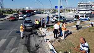 Rus turistler Karaman'da kaza yaptı: 8 yaralı 