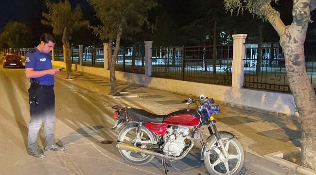 Otomobil, çarptığı motosikleti 70 metre sürükledi: 1 yaralı 