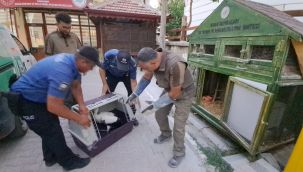Polisin bulduğu yaralı leylek koruma altına alındı