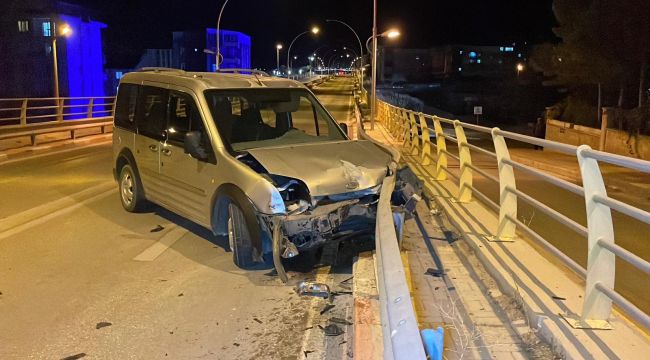 Üst geçitte korkutan kaza: 1 yaralı 