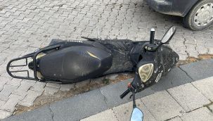 Hafif ticari araçla motosiklet çarpıştı: 1 yaralı 