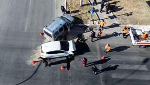 Bu kavşakta olan kazalara önlem alınmıyor, hep aynı nokta 