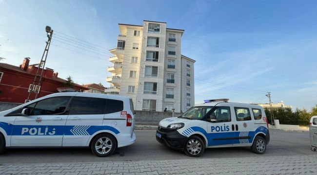 Karaman'da 5'nci kattan düşen Ebru öğretmen hayatını kaybetti 