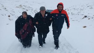 Karaman'da karda mahsur kalan 4 kişi kurtarıldı 