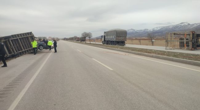 Karaman'da şiddetli fırtına etkili oldu: 3 araç devrildi, 1 kişi yaralandı 