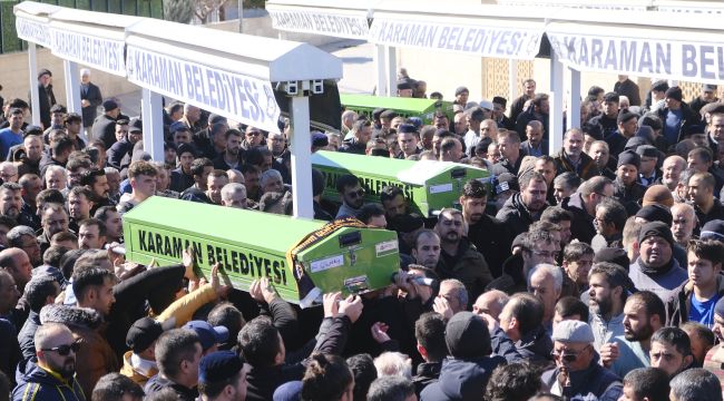 Feci kazada ölen karı koca yan yana toprağa verildi