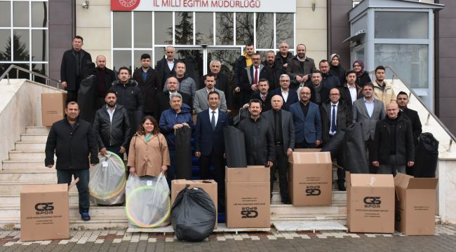 Karaman'da okullara spor malzemesi desteği 