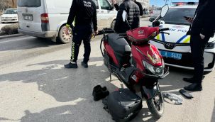 Karaman'da otomobil ile elektrikli bisiklet çarpıştı: 2 yaralı 