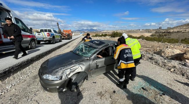 Karaman'da otomobil şarampole takla attı: 1 yaralı 