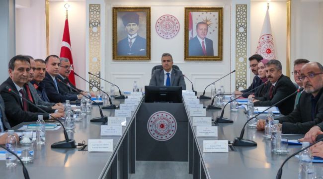 Karaman'da üniversite güvenlik koordinasyonu toplantısı gerçekleştirildi 