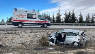 Otomobil şarampole takla attı: 1 yaralı