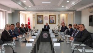 Türk Dil Bayramı ve Yunus Emre'yi anma etkinlikleri için hazırlık toplantısı yapıldı 