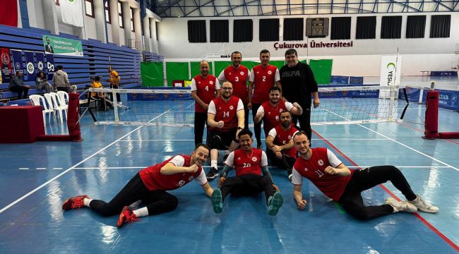 İl Özel İdare erkek oturarak voleybol takımı 4 maçını da kazandı