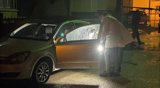 Karaman'da tüfekle rastgele ateş açıldı: Araç ve ev zarar gördü 