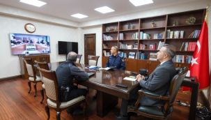 Vali Hayrettin Çiçek, bayram tedbirleri toplantısına katıldı