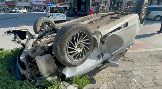 Karaman'da otomobil takla atarak ters döndü: 1 yaralı 