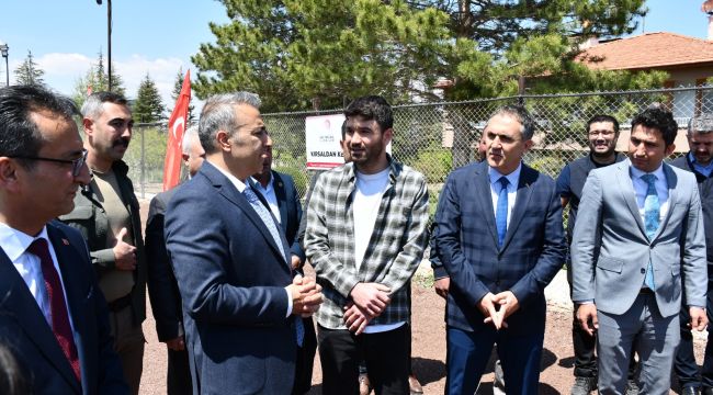 Kırsaldaki çocuklar yeşil sahada buluştu