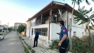Balkondan düşen 3 yaşındaki çocuk yaralandı
