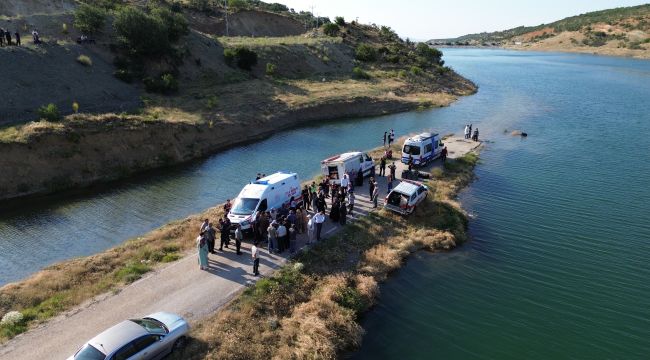 15 yaşındaki çocuk serinlemek için girdiği gölette boğuldu