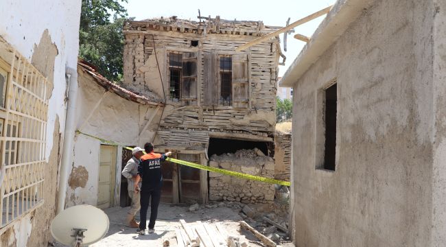 Karaman'da duvarı yıkılan metruk ev için önlem alındı